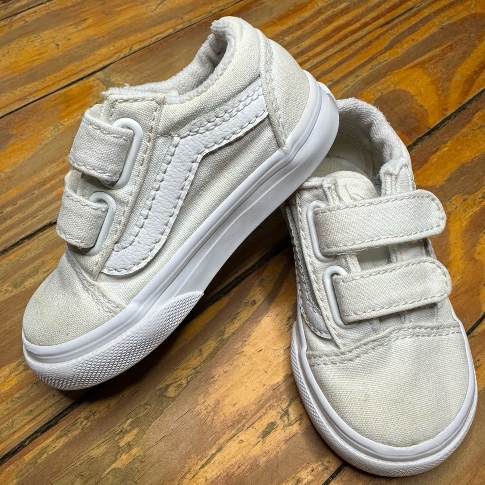 Vans Toddler White Canvas Size 5